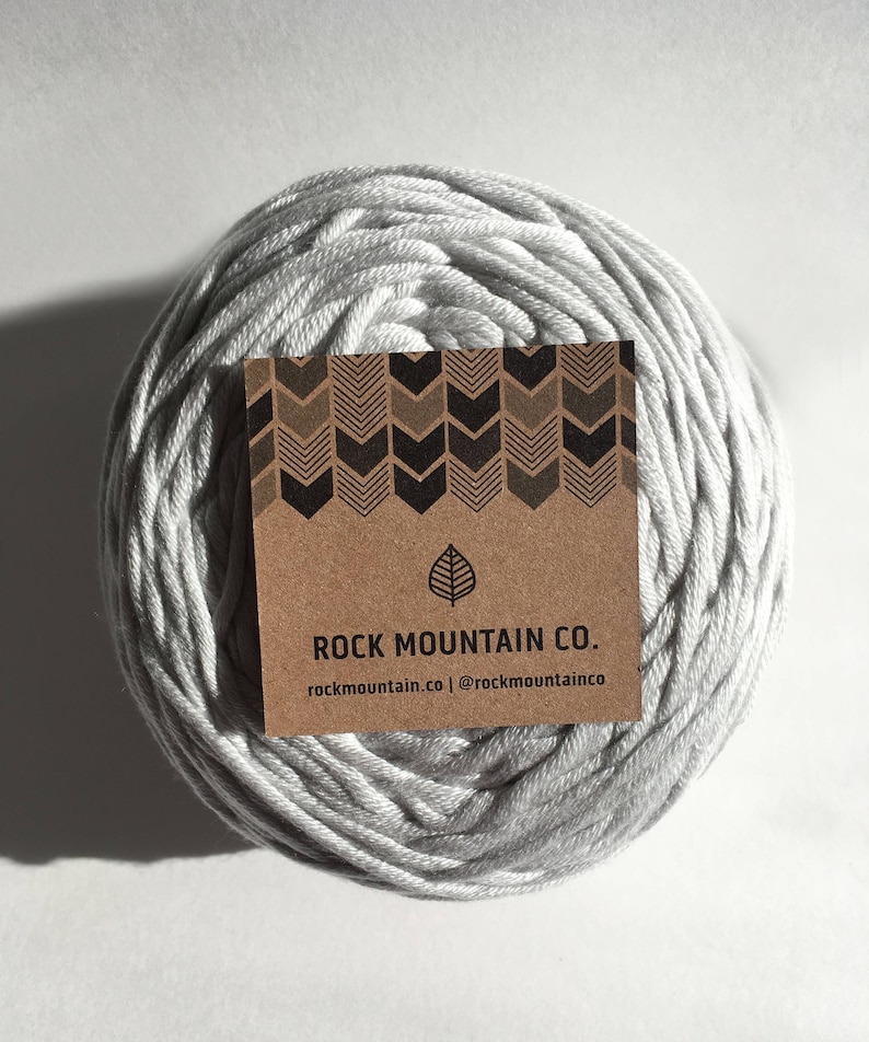 3mm Silver Light Gray Macrame Cord / Soft Knotting String / 100% Cotton Rope / Bulky Knit / Crochet / Weaving, AZO Free Dyes / OEKO-TEX zdjęcie 2