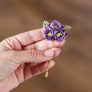 Purple Violet Lapel Brooch Pin, Wedding Reception Men's Stylish Pin with 3-Flowers, Lavender Lilac Boutonniere, Vintage Style Pin for Lapel