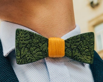 Leaf Bow Tie, Green Floral Wooden Bowtie, Gift for Him, Botanical Bow Tie, Tropical Monstera Bow Tie, Sage Hawaiian Wedding Wood Bow Tie