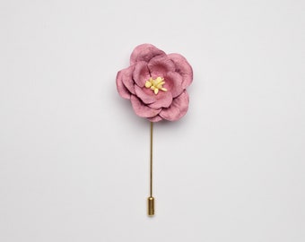 Mauve Lapel Pin for Men - Paper-Made Flower Boutonniere - Groomsmen Pin Ideas - Gentleman Clothes Brooch Pin - Custom Lapel Pin
