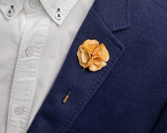 Gouden Lotus bloem revers pin, mannen broche boutonniere, pak bruiloft revers pin, gelaagde gentleman revers pin, bruidsjonkers knoopsgat voor smoking