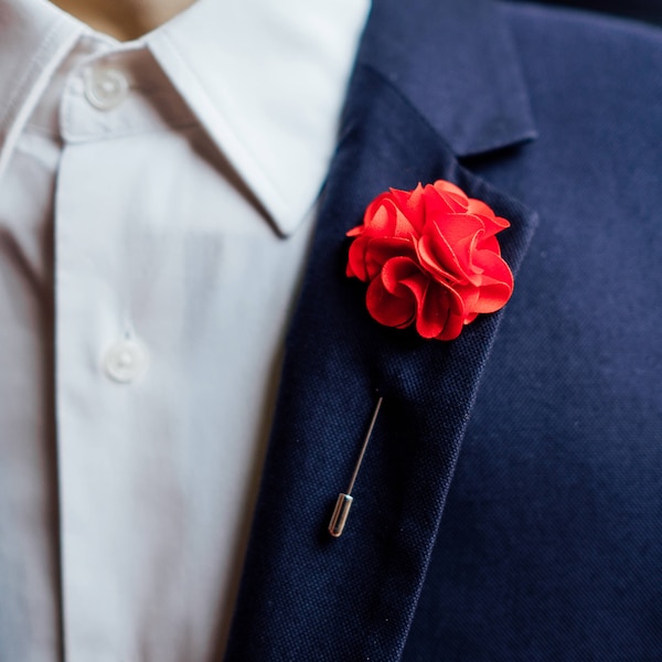 Red Lapel Pin, Carnation Pin Flower, Red Boutonniere, Wedding Lapel Pin, Rose Pin Men, Groom Lapel Pin, Carnation Buttonhole, Wedding Gift