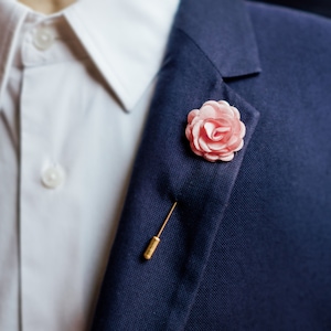 Flower Lapel Pin for Men, Pink Rose Suit Pin, Wedding Blush Boutonniere, Small Dusty Pink Pin, Metal Stick Pin for Him, Suit Accessories Men