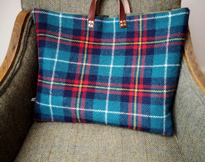 Uist Tweed bag