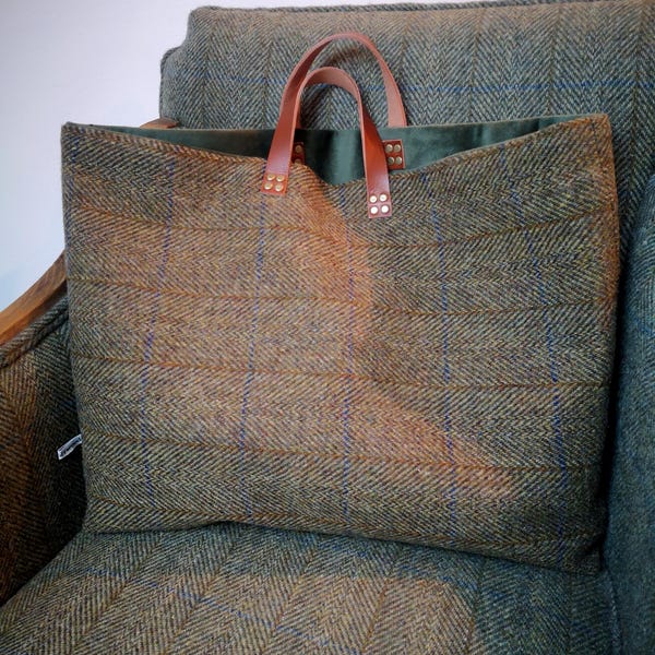 Machar Harris Tweed bag