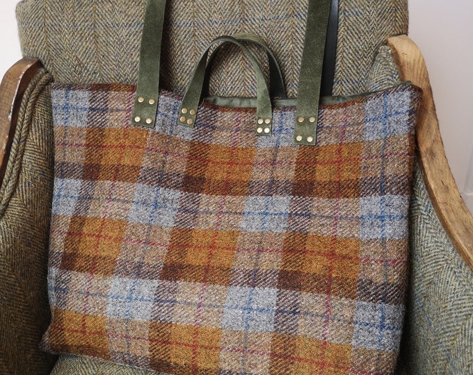 Clara Harris Tweed bag