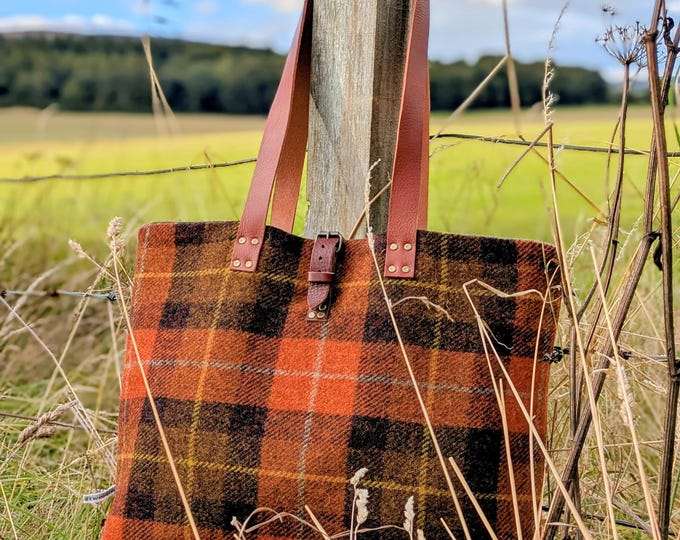 New Fomar Harris Tweed bag