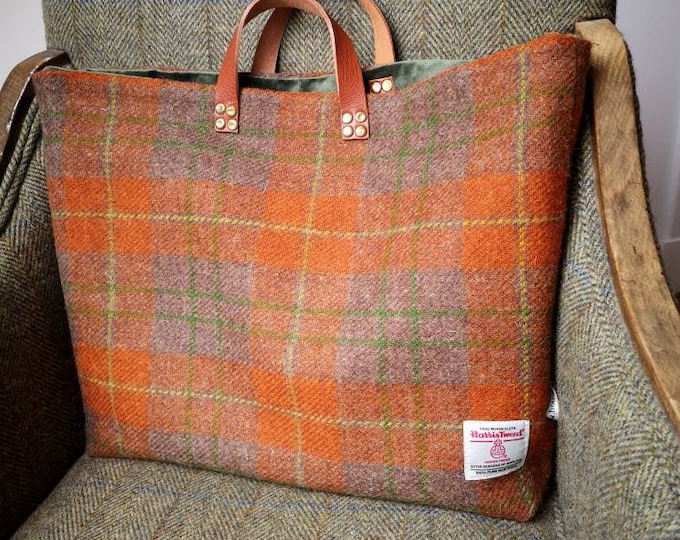 Oraiste Harris Tweed bag