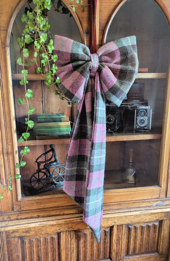 New big Harris Tweed bow