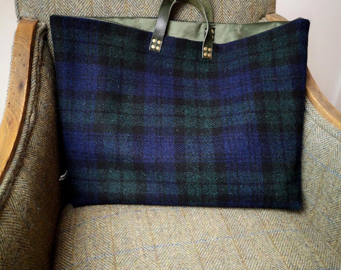 Black watch Tweed bag