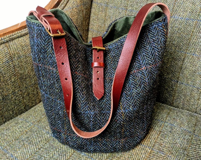 New Erine Harris Tweed tote bucket bag