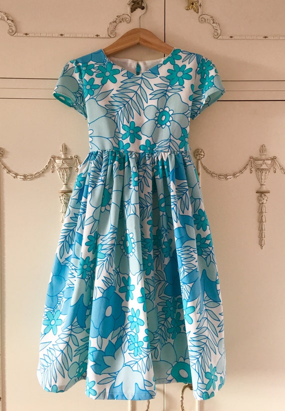 Retro Bridesmaid Dresses