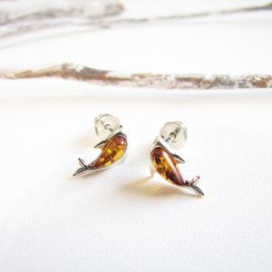 Little Dolphin Baltic Amber Earrings, Amber Earrings, Amber Stud Earrings, Amber Earrings, Christmas Gift for Her, Silver Stub Earrings