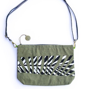 Embrague de cinturón negro, pintado a mano único, bolso de cadera pequeño, bolsa con clip, flora tropical, festival Party, envío gratuito