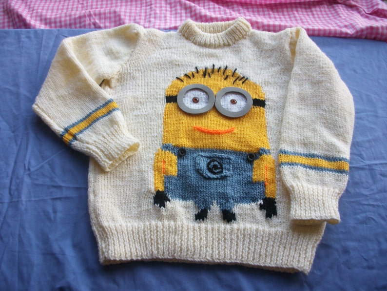 Boy or girl pullover. Minion picture knitting. Knitting pattern  in 6 sizes. 24', 26', 28', 30', 32', 34', chest size. 