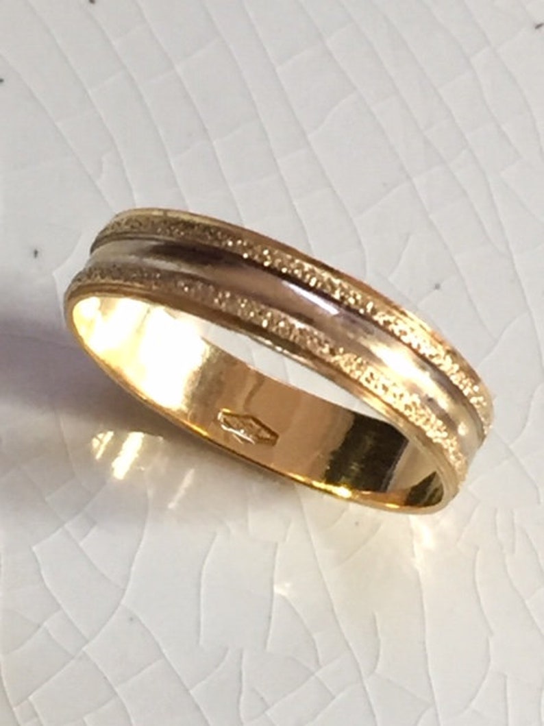 18 ct yellow gold band stacking ring Vintage sparkling diamond cut wedding band keeper ring