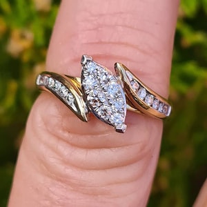 Sparklebomb! - anello marquise in oro con diamanti