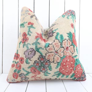 decorative throw pillow, 18x18 kilim pillow, handmade kilim lumbar, turkish kilim pillow, bohemian carpet pillow, cushion cover, home decor