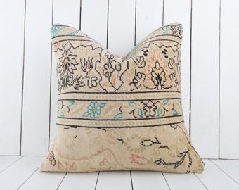 Vintage Turkish Kilim Pillow Cover, 20x20 inch Boho Home Decor