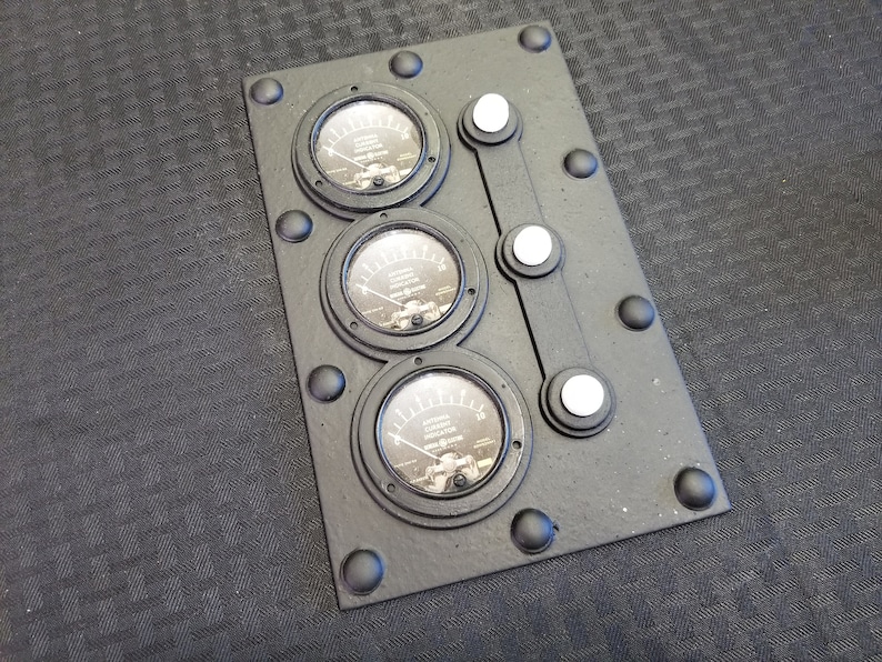 Industrial Gauge Cluster Resin image 4