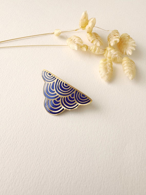 Royal blue and gold cloud brooch, NUAGE model, 24K fine gold