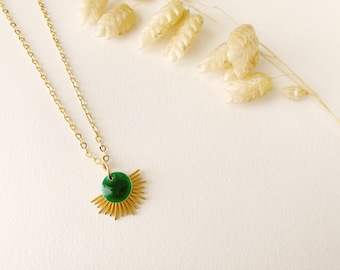 Collier ras de cou vert foncé pendentif soleil, éventail, modèle LYSA, créole or fin 24K