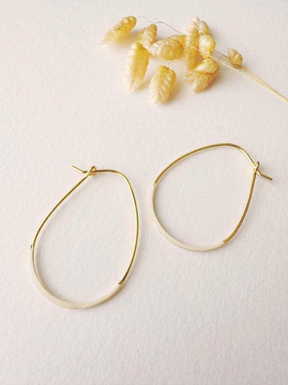 Minimalist hoop earrings, 24k fine gold, ring, gold, Japanese paper, white, jewelry, women's jewelry, wedding