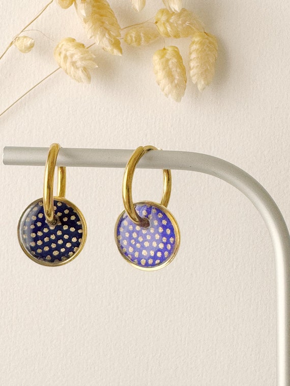 3 in 1 colorful graphic earrings, editable hoop earrings, PIPA model, stainless steel, gold polka dots, midnight blue and overseas blue