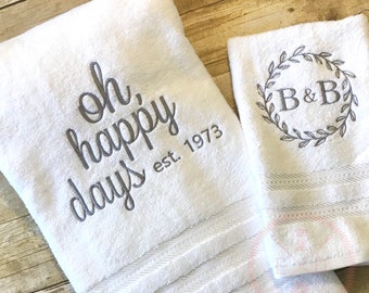 Monogrammed Towel Set Bath Towel personalized towel set wedding gift housewarming christmas gift home decor