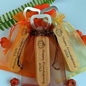 Bulk Engraved Bottle Opener with organza pouch, Party Favor, Wedding favor, Rustic Wedding, Bottle Opener, Gifts, Personalized, Min.order 10