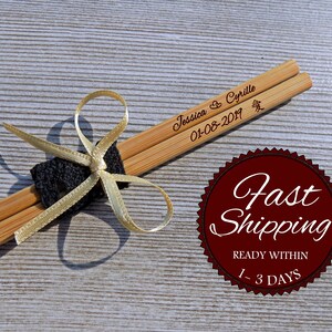 New Engraved Chopsticks with bow+lace, Personalized Chopsticks, Bamboo Chopstick, Wedding Favors, Fast Shipping, Wedding, Min. Order 30pr