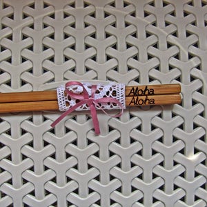 Chopsticks with Lace, Wedding Favor Chopsticks, Engraved Bamboo Chopsticks, Personalized Wedding Gift, Logo, Wedding Favors, Min. Order 30pr
