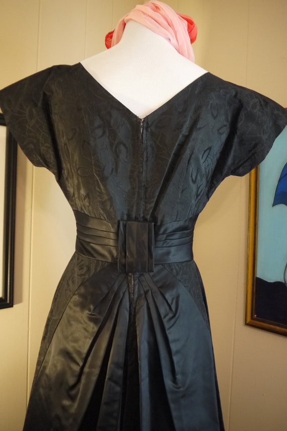 1950s/60s Black Brocade Cocktail Dress - image 3