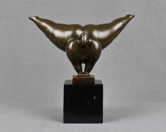 Sculpture en bronze Big Lady Figure Art moderne Voluptueuse Femme Happy Curvy Modèle Femme Corps Positif Plus Taille Fille statue figurine Abstrait