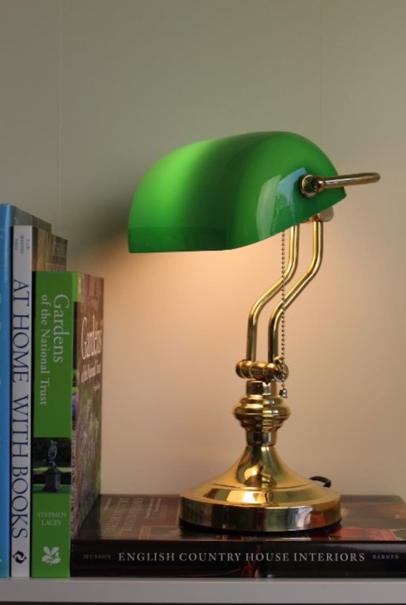 Lámpara de banqueros de latón macizo Art Deco Office Desktop Green Glass Shade Inglaterra biblioteca universidad clásica mantique tiffany Gift Idea Him Her imagen 3