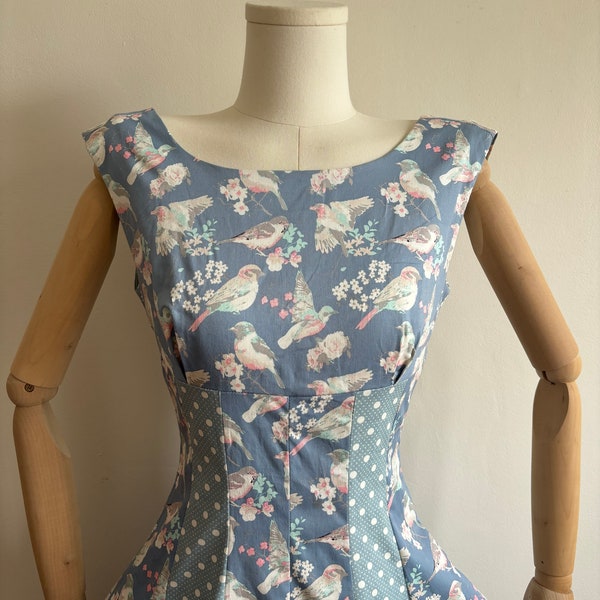 Retro bird print polka dot rockabilly cotton elastane pin up dress AUS 8 US 4 EU 36