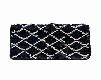 Vintage 90's sequin beaded black and white Australian night club purse clutch