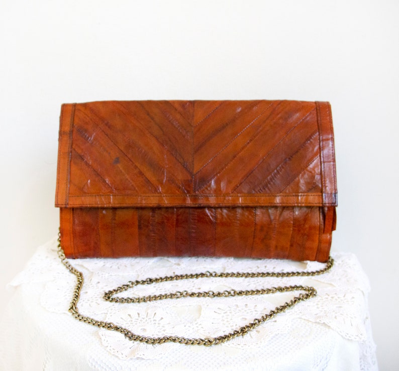 Vintage 70/'s vinyl boho envelope three compartment hippy chain shoulder handbag