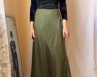 Spódnica maxi w stylu vintage z lat 00. w kolorze zielonym z wiskozy w stylu hippie boho w kształcie litery A z elastyczną talią, rozmiar AUS 10, rozmiar US 6, rozmiar EU 38, rozmiar UK 10
