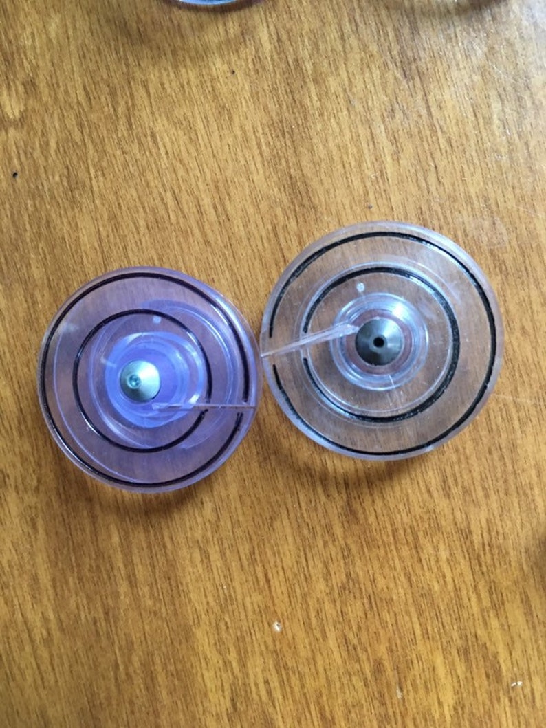 Singer Sewing Machine Bobbins plastic with metal inserts part #312956