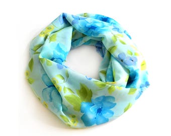 Floral Infinity Scarf / Scarves For Women / Mom Gift / Chunky Scarf / Scarf Women  / Wife Gift Scarf / Fall Scarf / Womens Scarf Print Scarf
