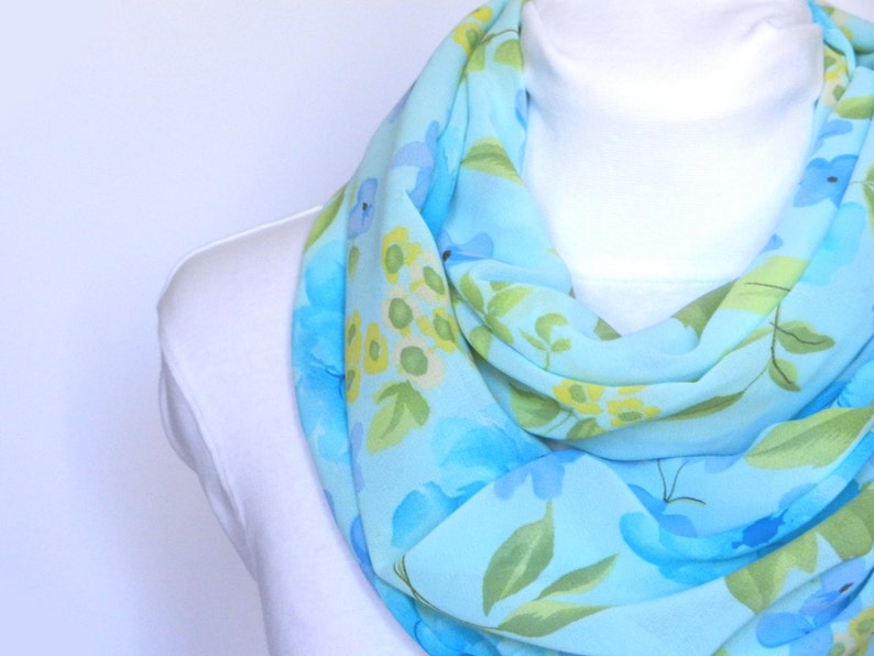 Floral Infinity Scarf / Scarves For Women / Mom Gift / Chunky Scarf / Scarf Women / Wife Gift Scarf / Fall Scarf / Womens Scarf Print Scarf image 4