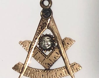 Vintage Masonic 10K Gold Pendant Sun Compass Square 1930s 1940s Antique Freemasons