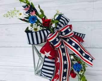 Independence Day Wreath Bow, Fourth of July Lantern Swag, Patriotic Wreaths, Red White Blue Mailbox Swag, Memorial Day, Primitive Americana