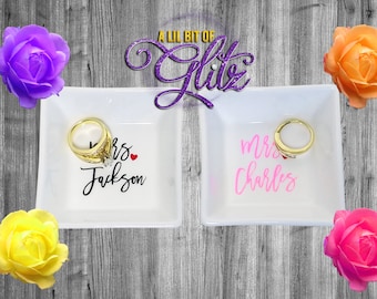 Ring Dish, Mrs Ring Dish, Engagement Ring Dish, Bridal shower gift, Wedding Gift, Jewelry Dish, Jewelry holder, Ring Dish, **FREE SHIPPING**