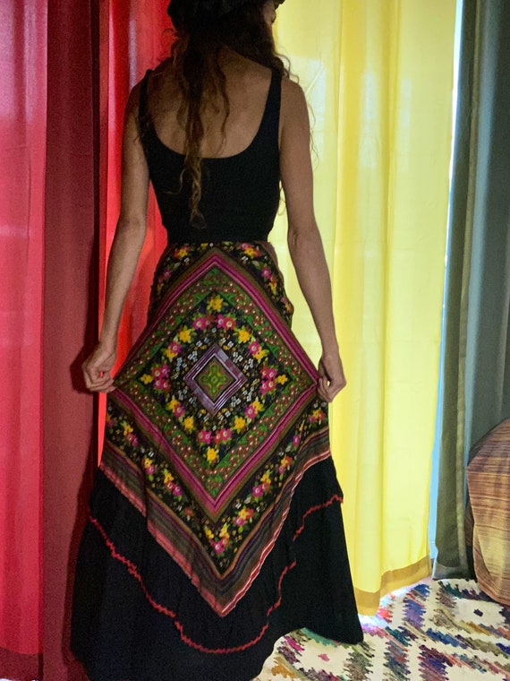 Amazing floral print ruffle maxi skirt