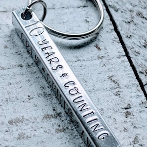 Personalized Aluminum 10th Anniversary Keychain with Family Names & Date - Hand Stamped Bar Customized Gift for Husband - Traditional