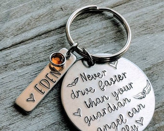 Sweet 16 Schlüsselanhänger – Geschenk Für Teenager Mit „Stay Safe“-Botschaft, Rosa Blume