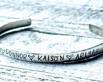 Kids names. Mom gift. Mom bracelet. Sterling silver Bracelet. Hand stamped. Mother's day. Mom birthday.