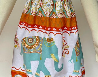 Elefant Mädchen Maxi-Kleid. Sommerkleid. 5T